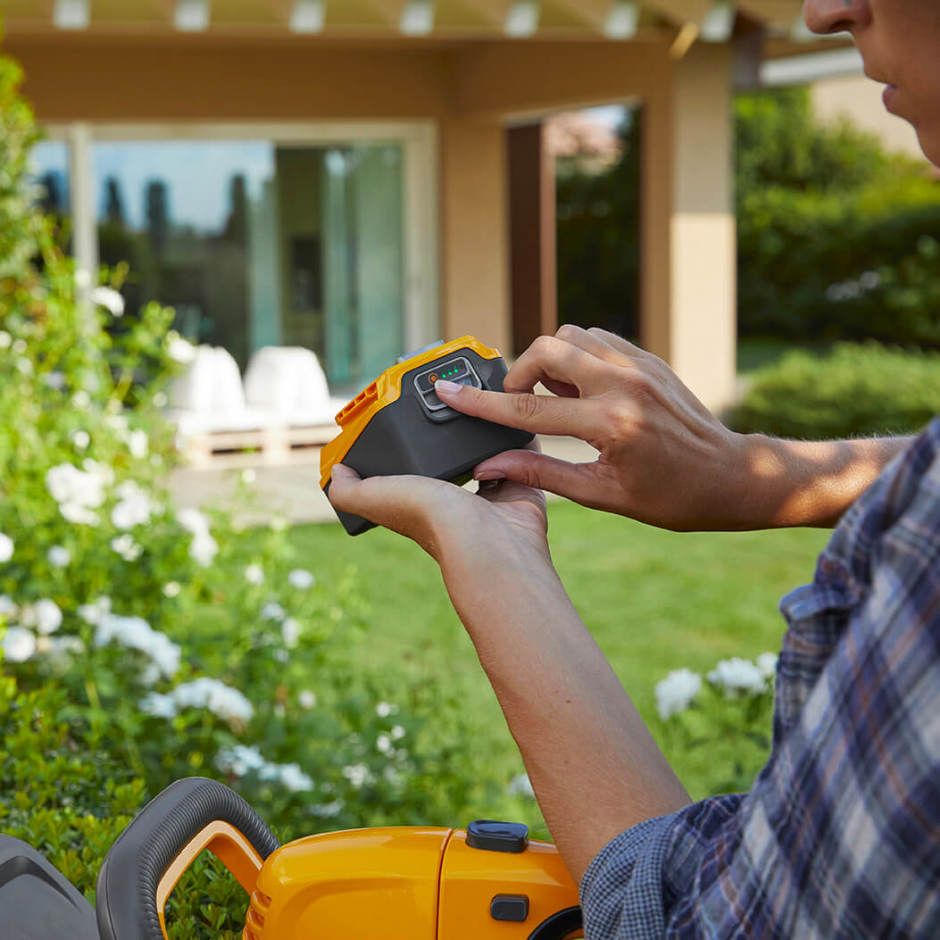 590993c5ed6b7618f6f4135f5f83e6cc1b3268aa_SHT100AEKit_271302108ST1_amb05_web